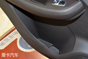 愛卡實拍榮威RX8 30T AWD