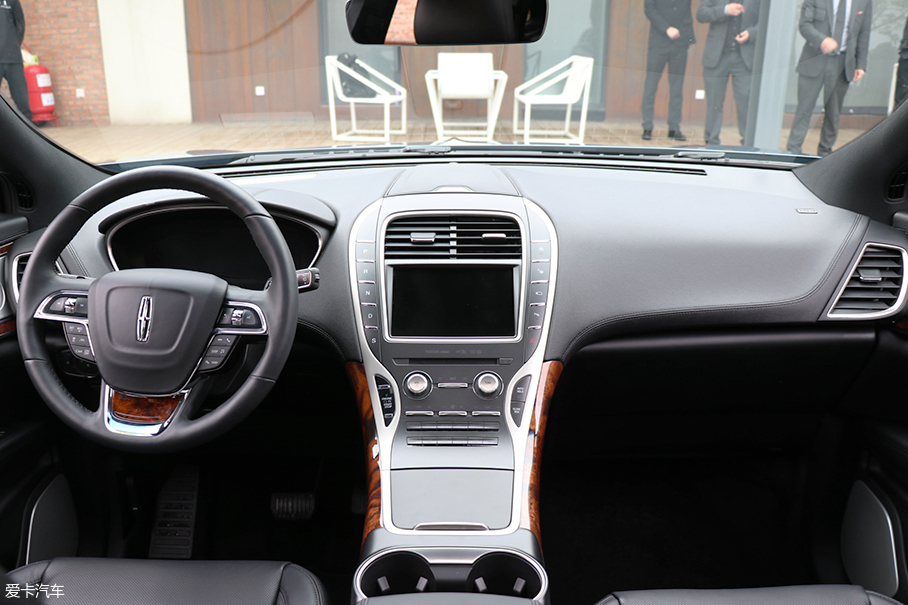 实拍；静评对比；林肯航海家；中大型SUV