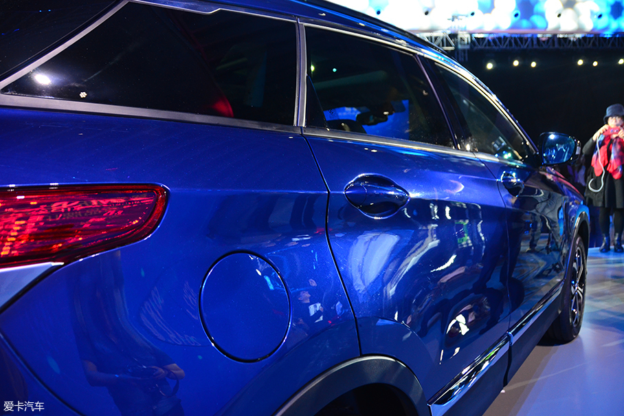 愛卡實拍北汽紳寶X55