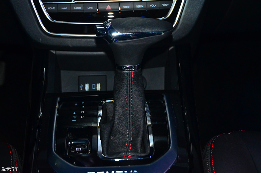 愛卡實拍北汽紳寶X55