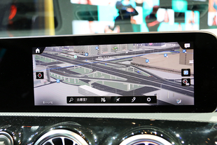 實拍北京奔馳新A級三廂