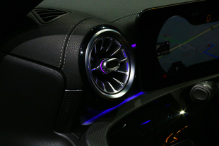 實拍北京奔馳新A級三廂