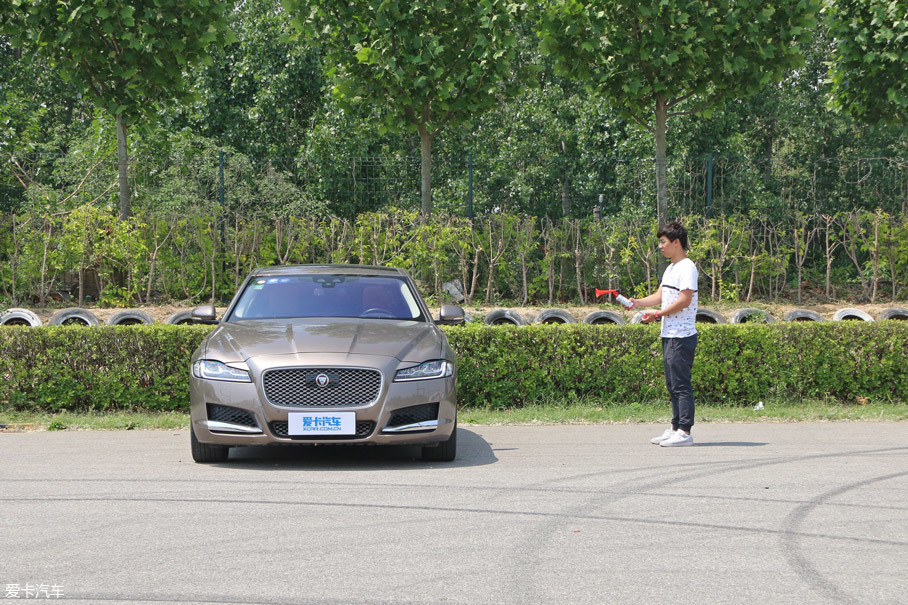 舒適表現誰更好？