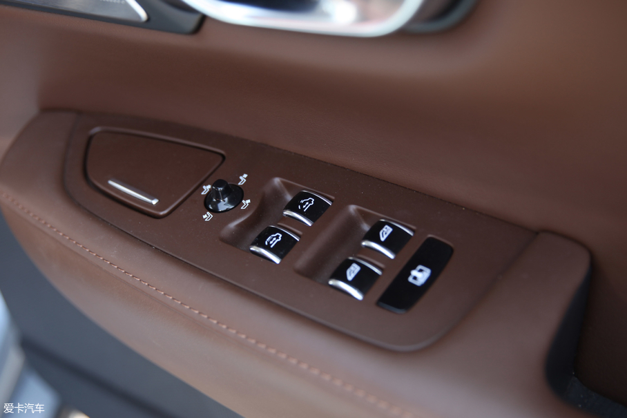 舒適表現誰更好？