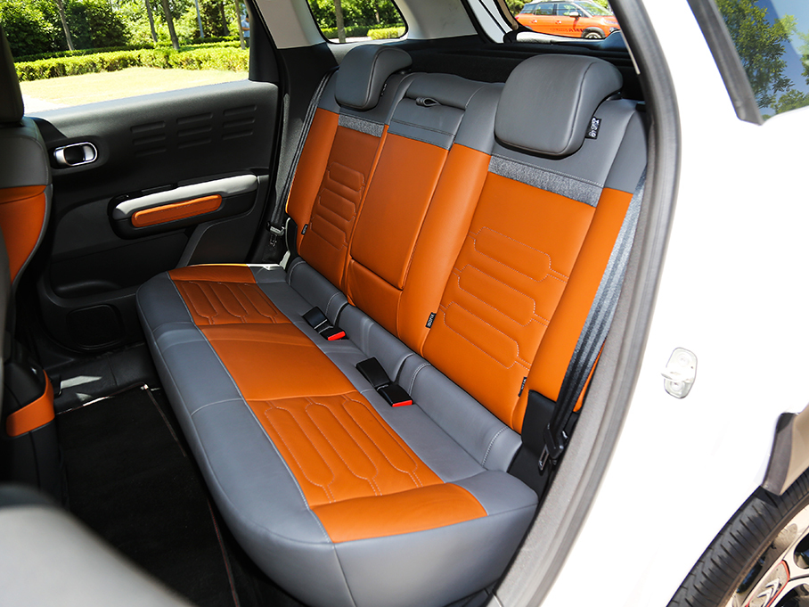 實(shí)拍云逸 C4 AICROSS