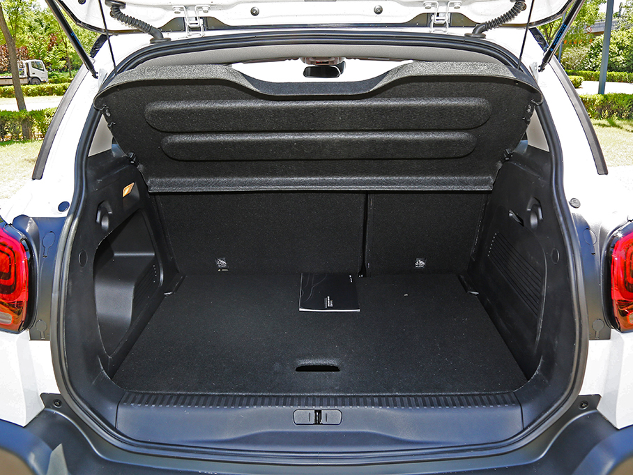 實(shí)拍云逸 C4 AICROSS