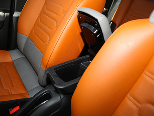 實(shí)拍云逸 C4 AICROSS