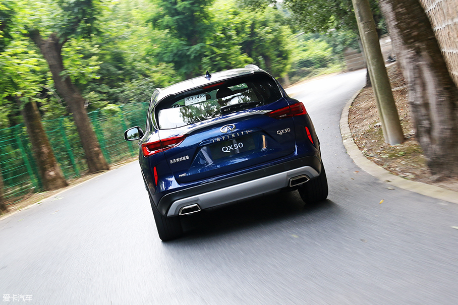 试驾QX50