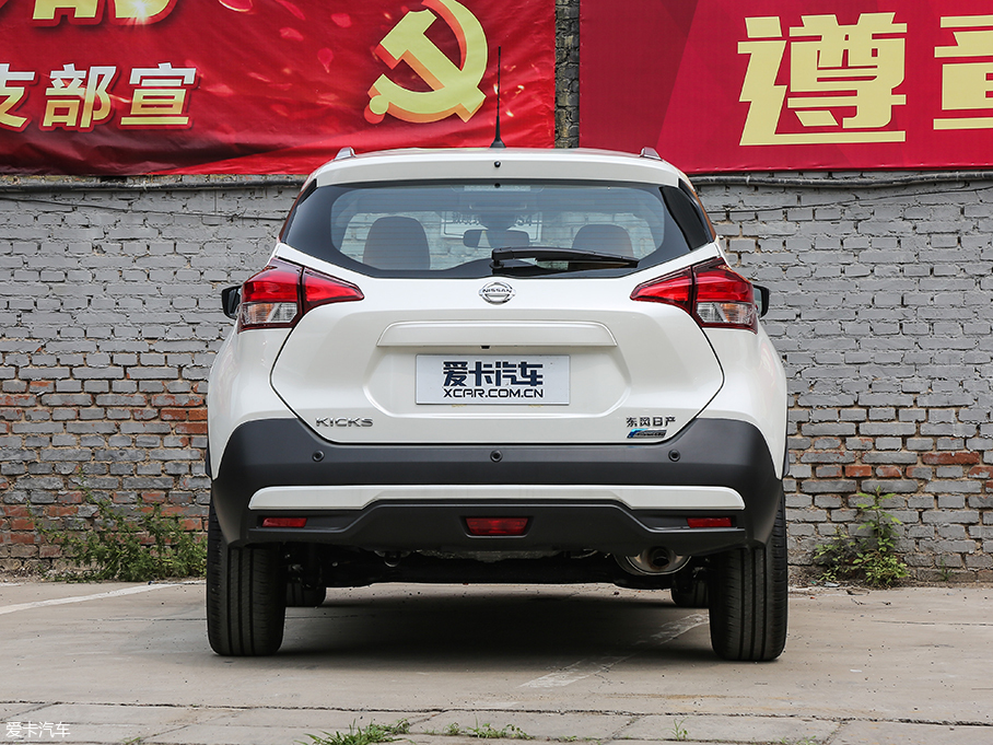 實拍東風(fēng)日產(chǎn)勁客