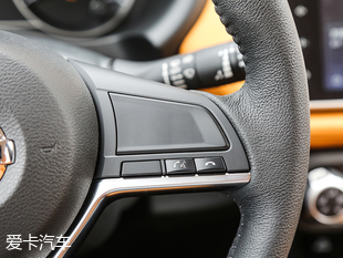 實拍東風日產勁客