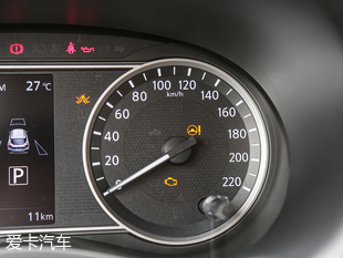 實拍東風日產勁客