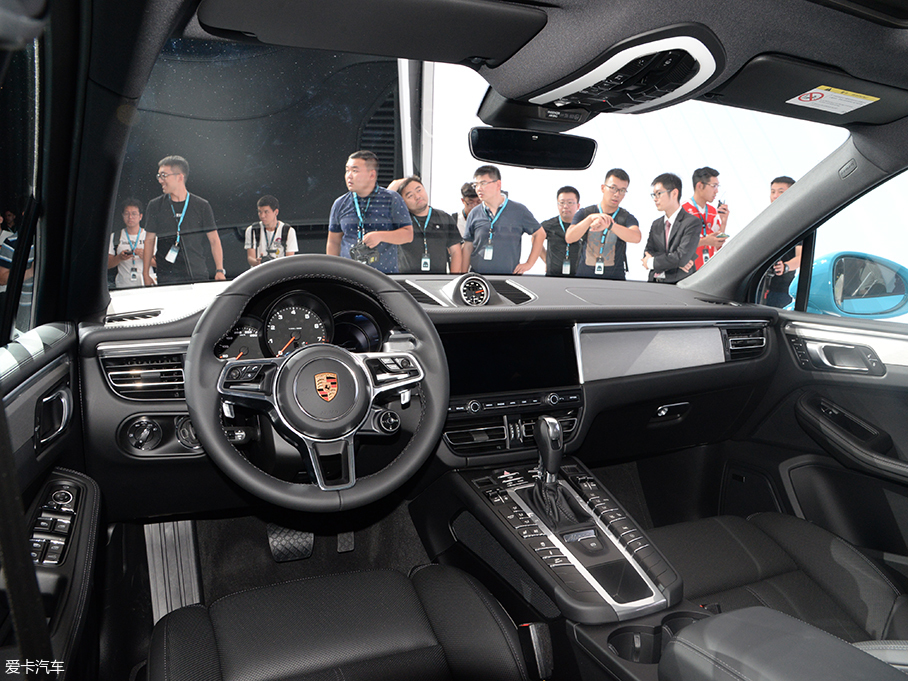 實拍保時捷Macan