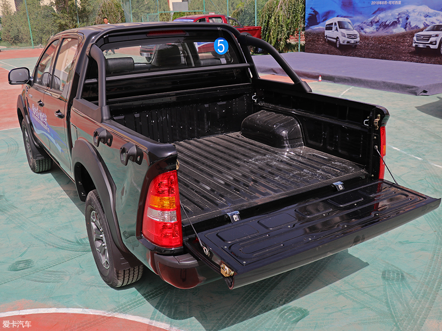 可可西里試駕福田拓路者E5