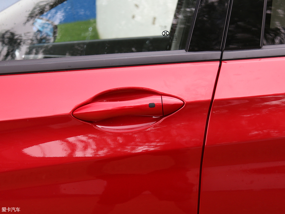 實拍北汽紳寶X55