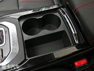 實拍北汽紳寶X55