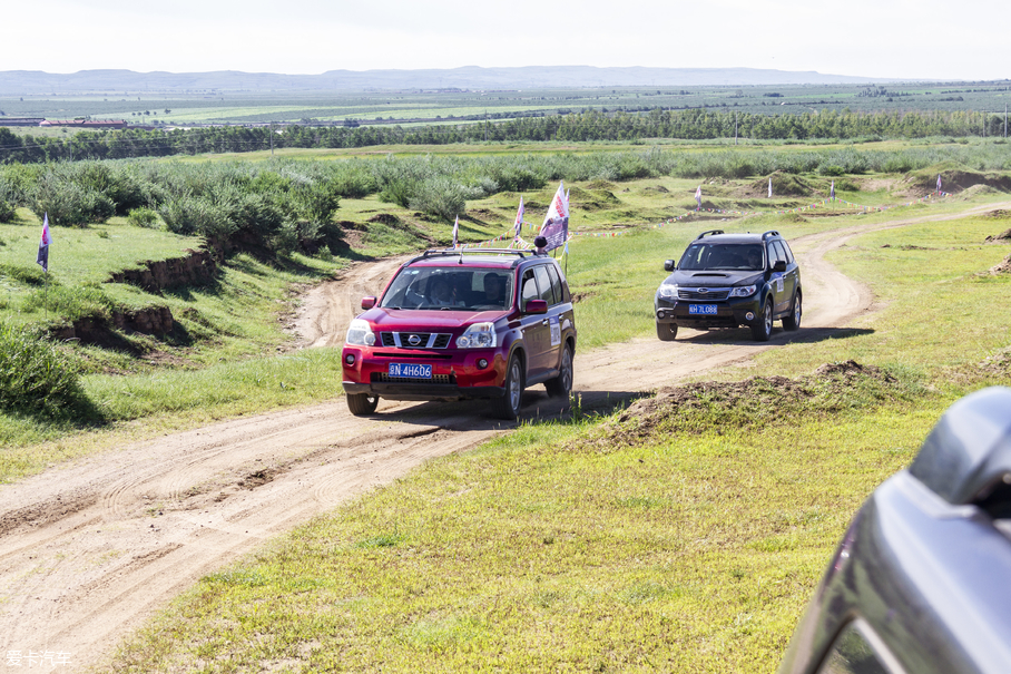 愛(ài)卡汽車(chē)察哈爾越野那達(dá)慕