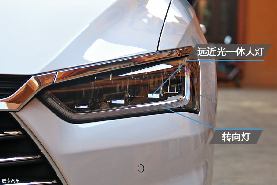 實(shí)拍比亞迪秦Pro