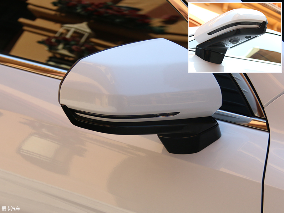 實(shí)拍比亞迪秦Pro