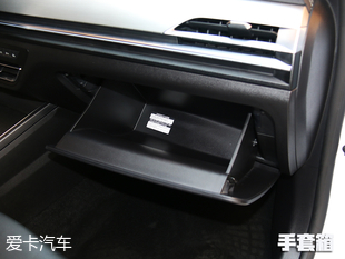 實拍比亞迪秦Pro