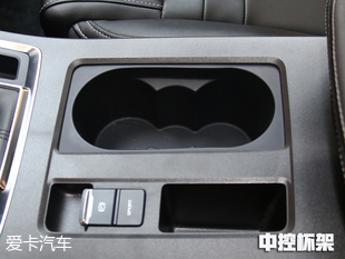 實拍比亞迪秦Pro