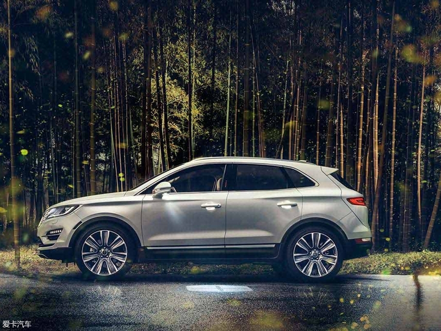 美式SUV對決 林肯MKC對比凱迪拉克XT4