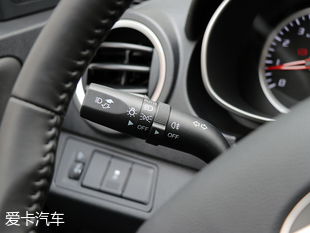 愛卡實拍一汽奔騰X40