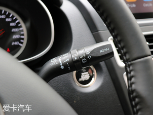 愛卡實拍一汽奔騰X40