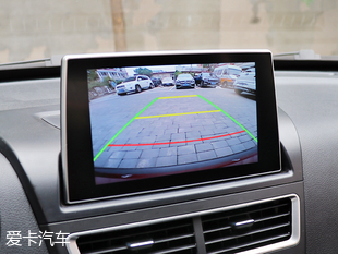 愛卡實拍一汽奔騰X40