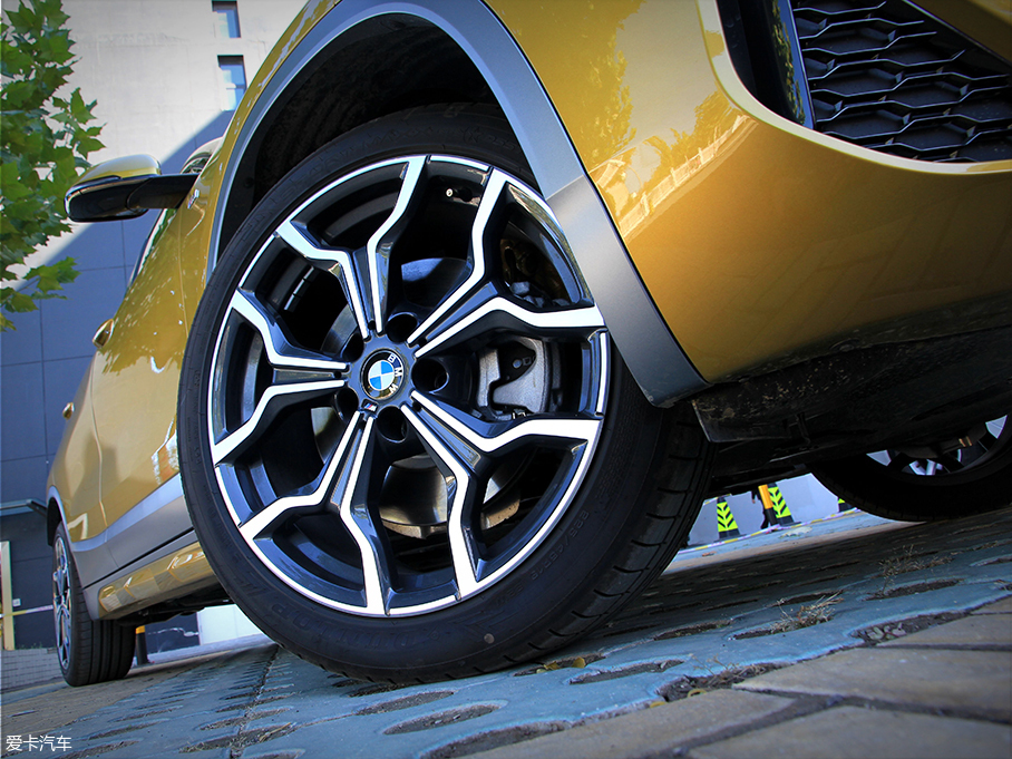 愛卡實拍寶馬X2 sDrive 25i