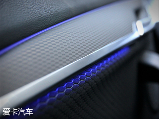 愛卡實(shí)拍寶馬X2 sDrive 25i