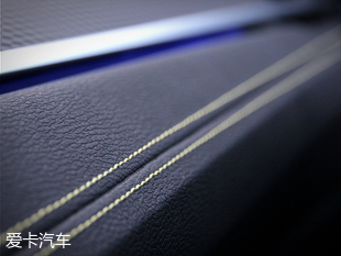 愛卡實(shí)拍寶馬X2 sDrive 25i