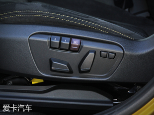 愛卡實(shí)拍寶馬X2 sDrive 25i