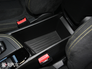 愛卡實(shí)拍寶馬X2 sDrive 25i