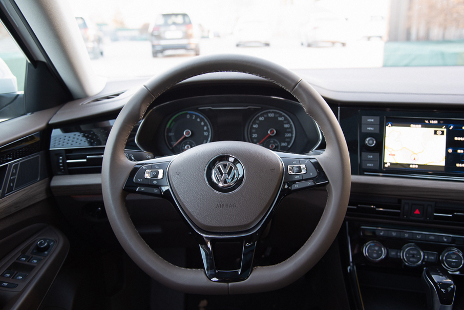 帕薩特PHEV車型輕體驗(yàn)