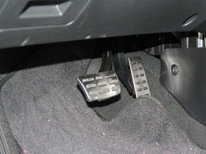 20111.6L Ԅ(dng)Ş g