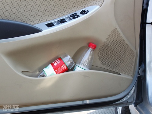 小型车