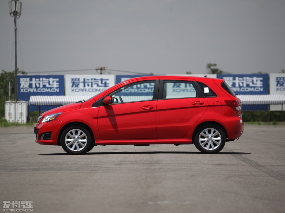 2012EϵЃɎ 1.5L ԄӘа