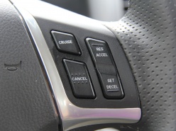 比亞迪G6靜態對比長城C50