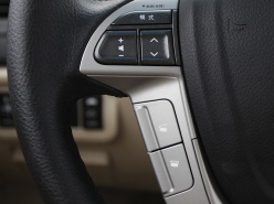 比亞迪G6靜態對比長城C50