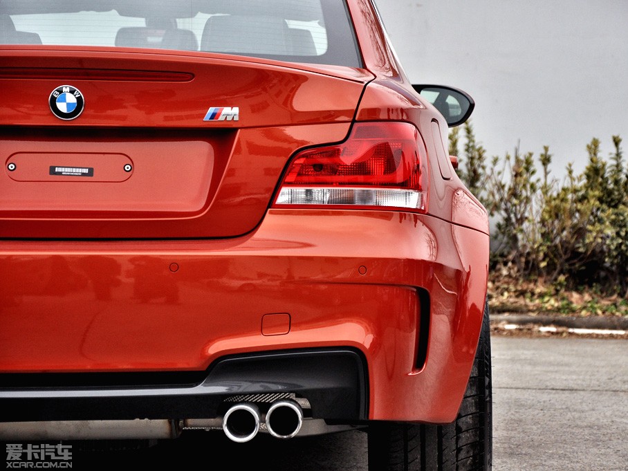 2011R1ϵM 1-Series M Coupe