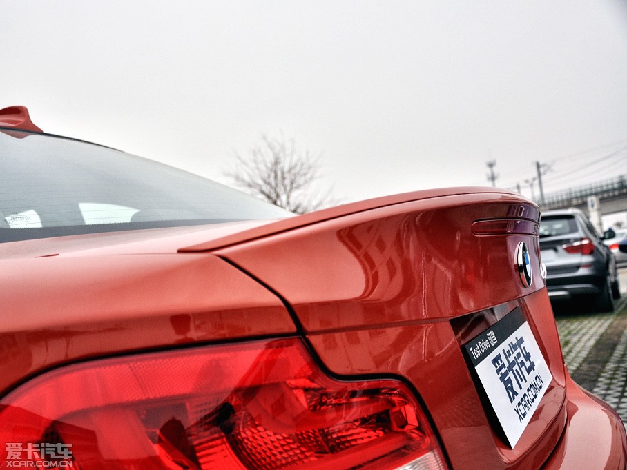 2011R1ϵM 1-Series M Coupe