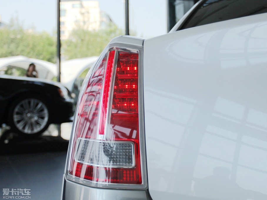 2012R˹300C(M(jn)) 3.6L A