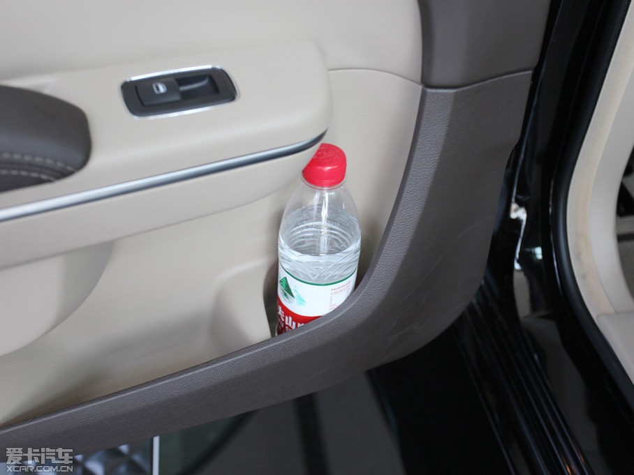 2012R˹300C(M) 3.6L A