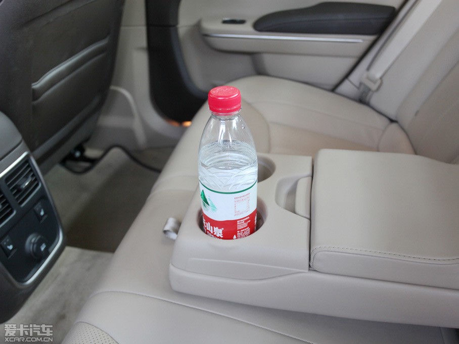 2012R˹300C(M) 3.6L A