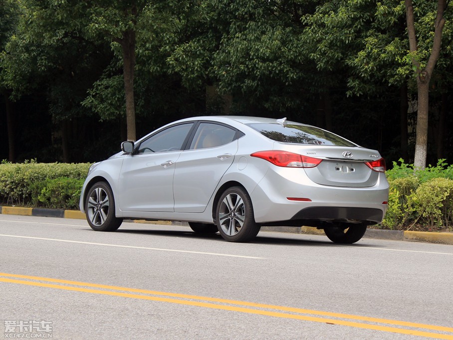 2012ʄ 1.6 GS Ԅӕrа