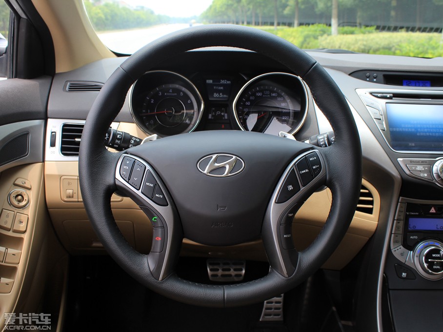 2012ʄ 1.6 GS Ԅӕrа