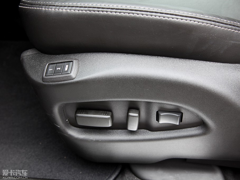 2012PSRX 66̖·o 3.0L I