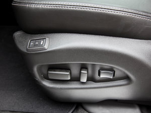 2012款66号公路纪念版 3.0L 领先型 空间座椅