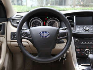 2012款2.0L 手动舒适版 方向盘