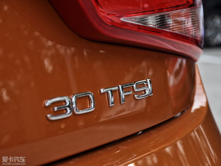 2013WA1 30 TFSI Sportback Ego